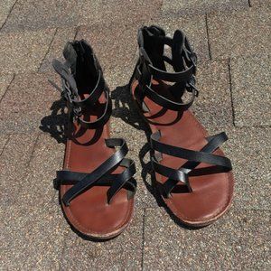 American Eagle sandals